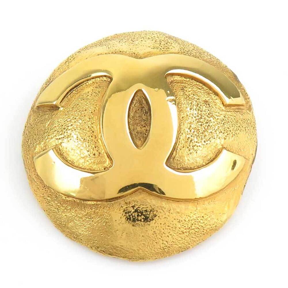 CHANEL Vintage Gold Brooch - Picture 1 of 12